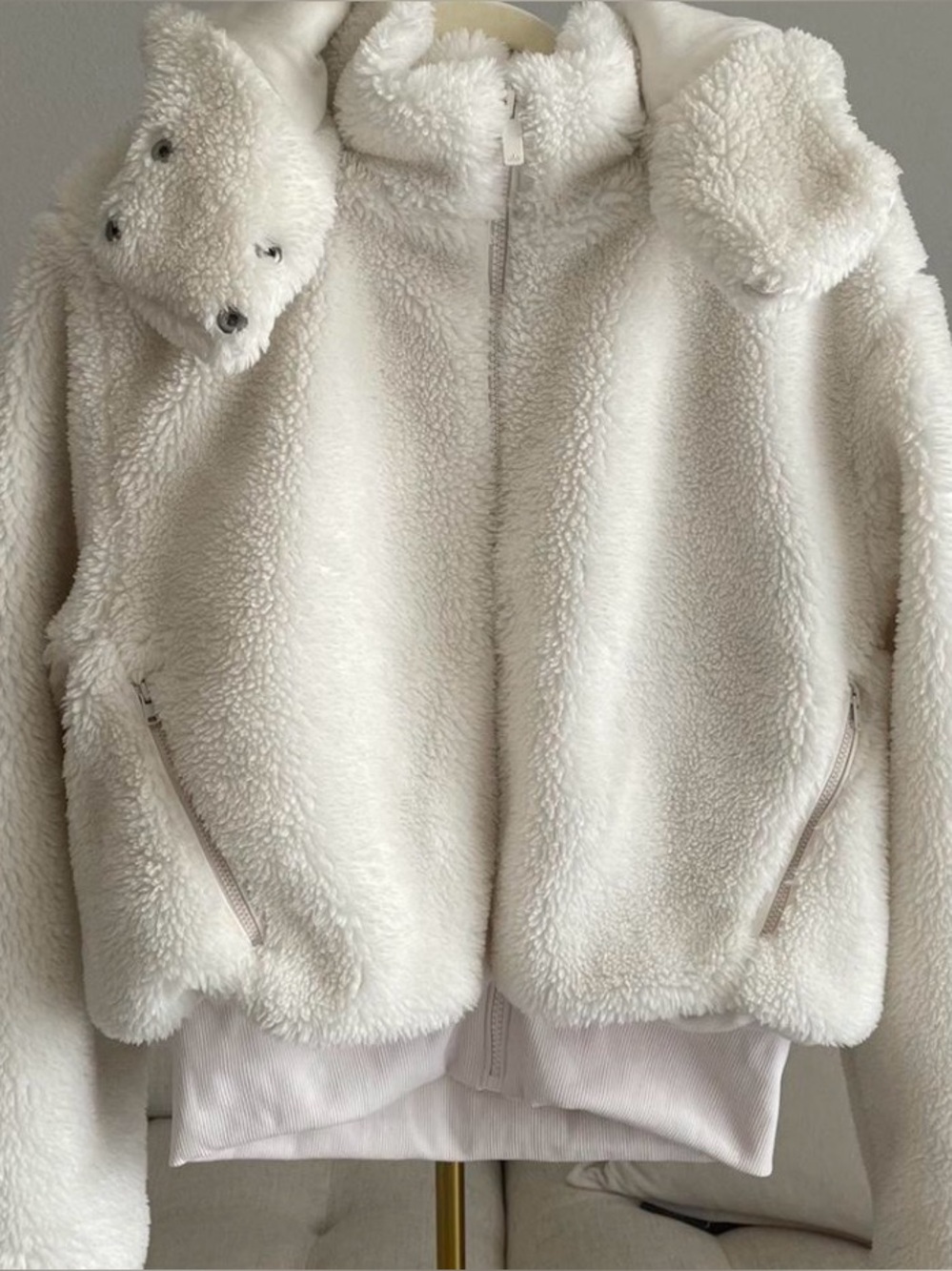 ALO Yoga Foxy Jacket with Removable Hood